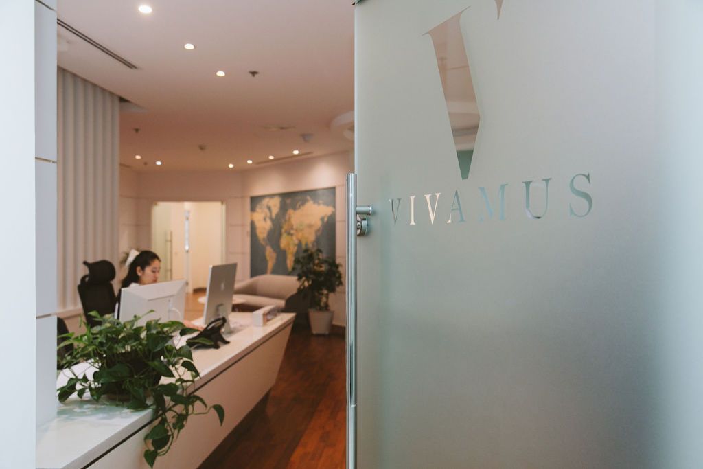 Reception area at Vivamus psychology clinic in Dubai Healthcare City, with warm lighting and a welcoming atmosphere