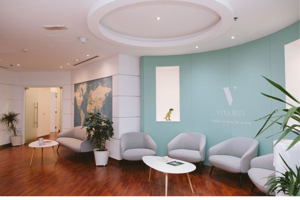 Reception area at Vivamus psychology clinic in Dubai with soft seating and welcoming design
